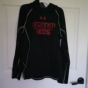 Boys Under Armour Hoodie Cincy Reds XL